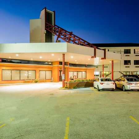 Sinbads Hotel & Suites Gander Esterno foto