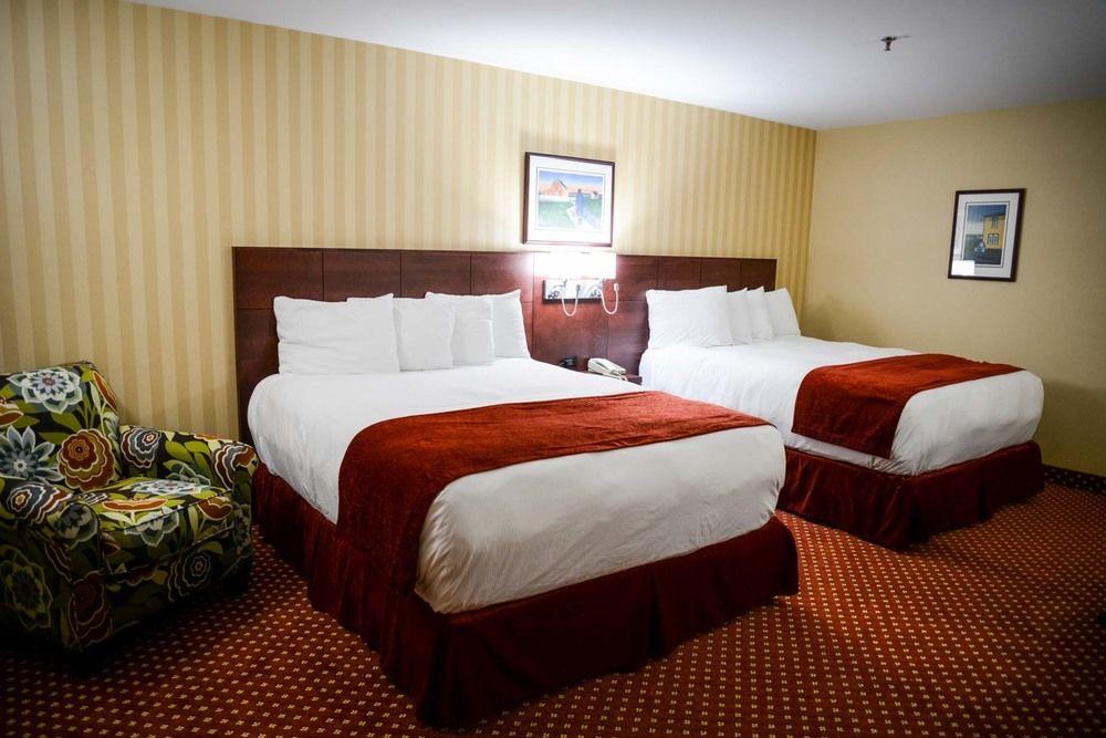 Sinbads Hotel & Suites Gander Esterno foto