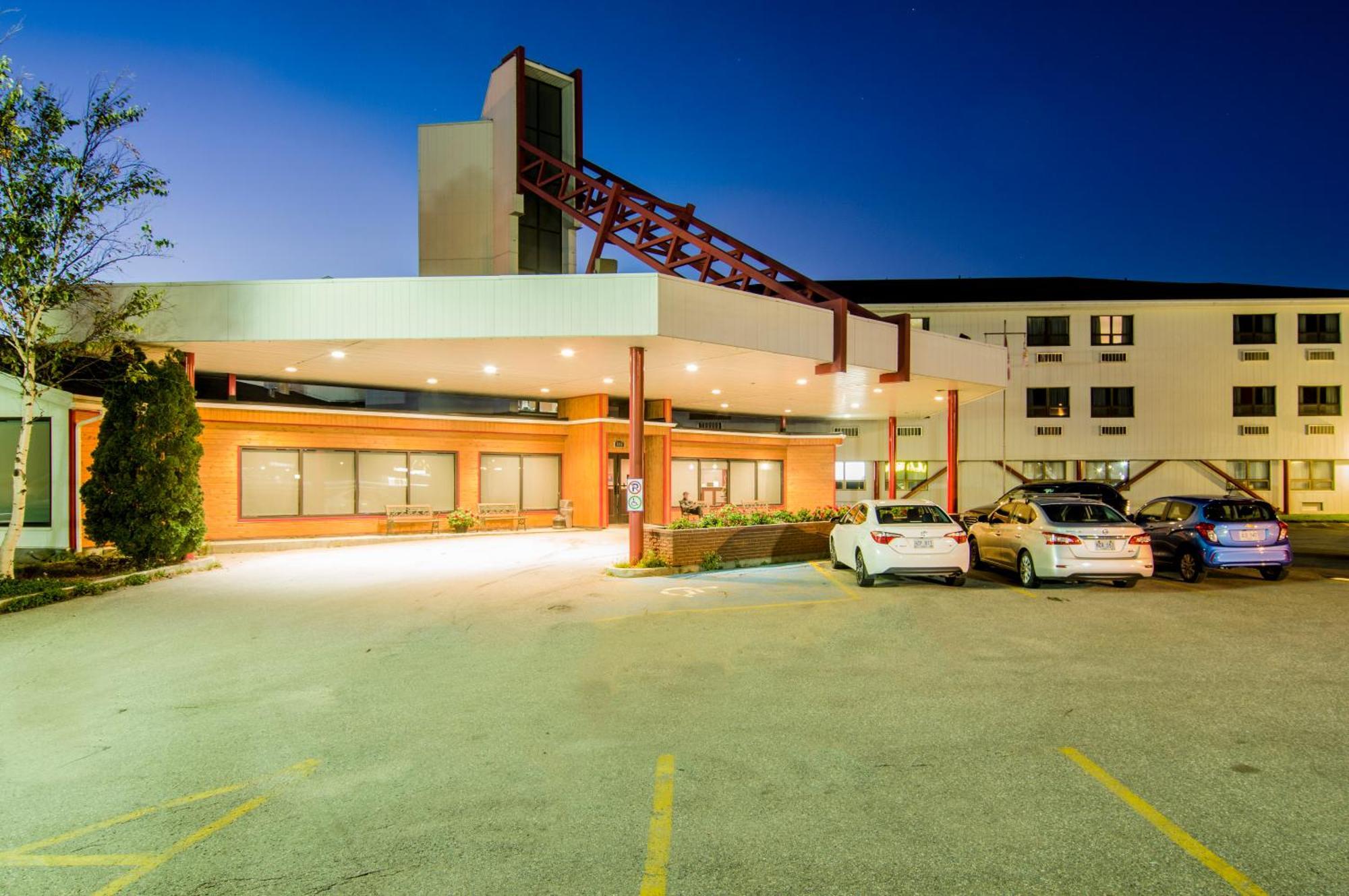 Sinbads Hotel & Suites Gander Esterno foto