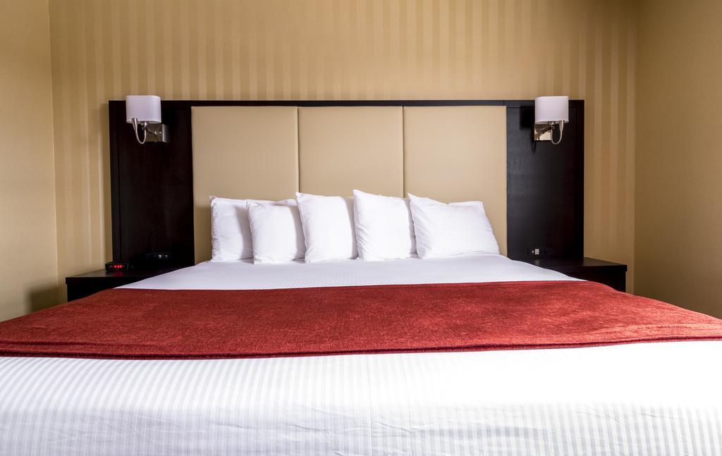 Sinbads Hotel & Suites Gander Esterno foto