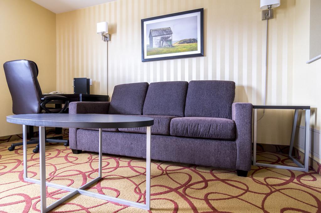 Sinbads Hotel & Suites Gander Esterno foto