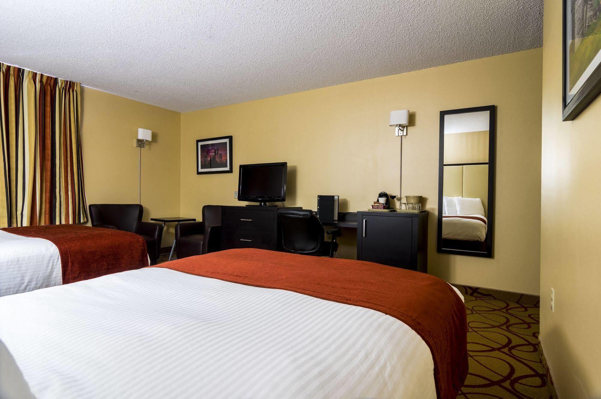 Sinbads Hotel & Suites Gander Esterno foto