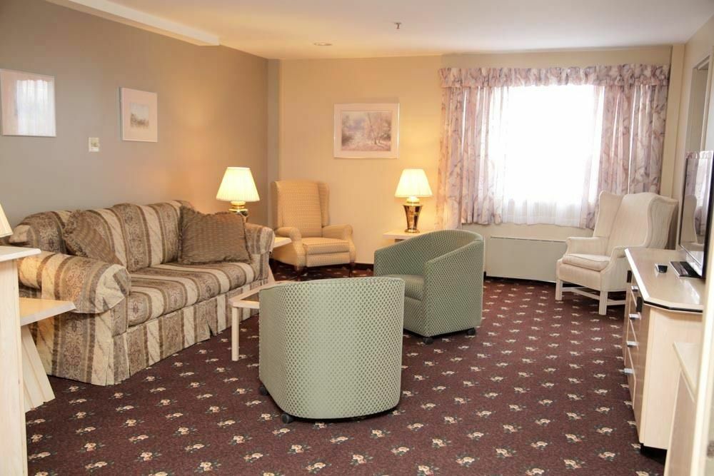 Sinbads Hotel & Suites Gander Esterno foto